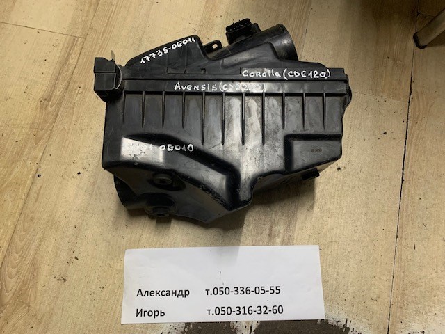 Корпус повітряного фільтра, верхня частина 177350G011 TOYOTA