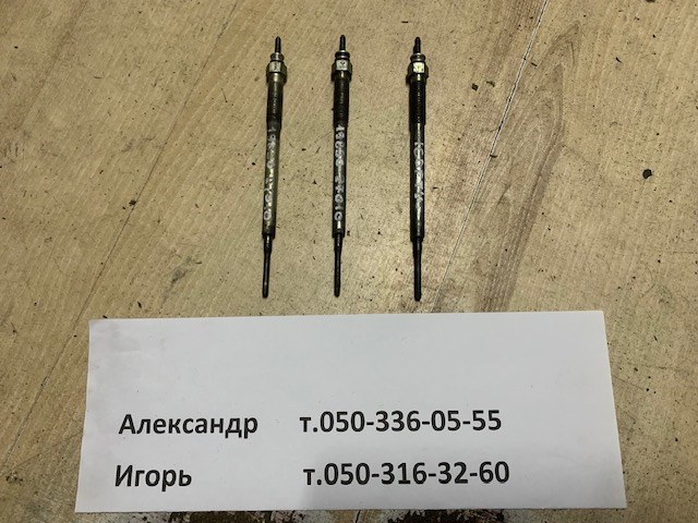 Свічка накалу 1985027010 TOYOTA