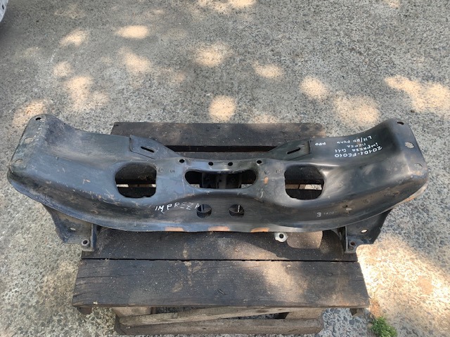 Підрамник передній 20101FE010 SUBARU