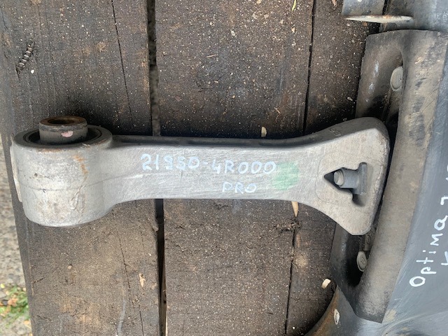 Подушка передньої опори двигуна 219504R000 HYUNDAI