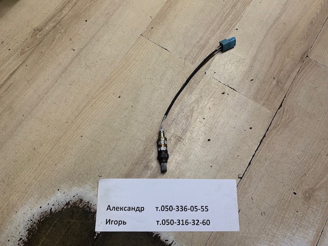 Лямбдазонд, датчик кисню до каталізатора 226908J001 NISSAN