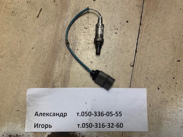 Лямбдазонд, датчик кисню до каталізатора 226913Y101 NISSAN