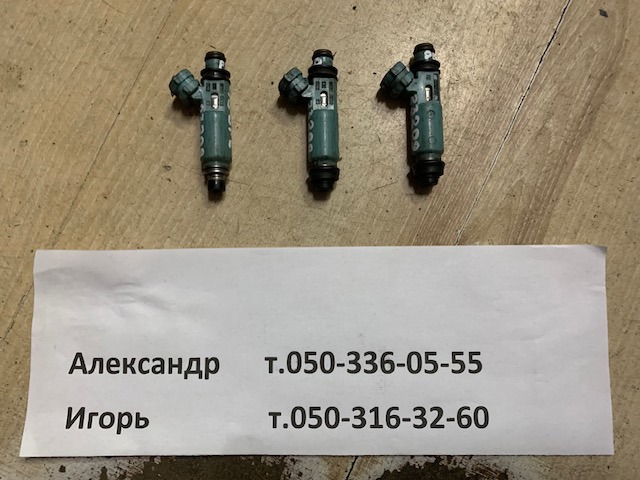Форсунка паливна 2320903010 TOYOTA