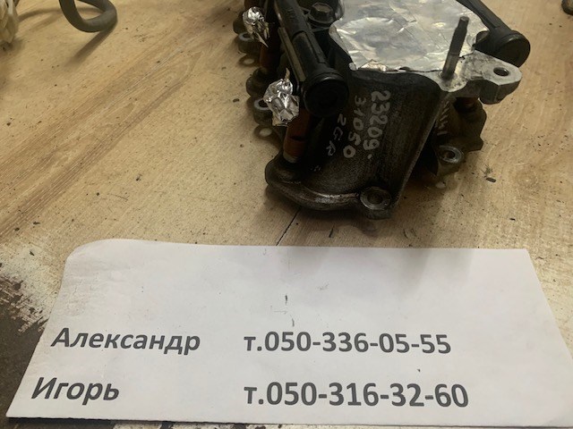 Форсунка дизельна в зборі, розпилювач + тримач 2320931050 TOYOTA