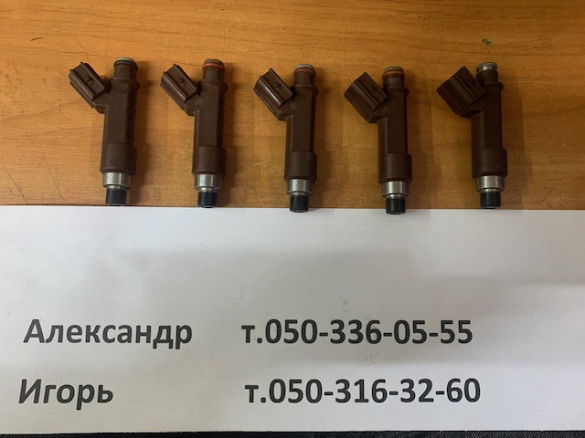 Форсунка інжектора 2320950060 TOYOTA
