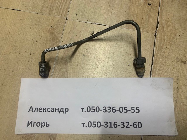 Трубка паливна форсунки 3-го циліндра 2370327011 TOYOTA