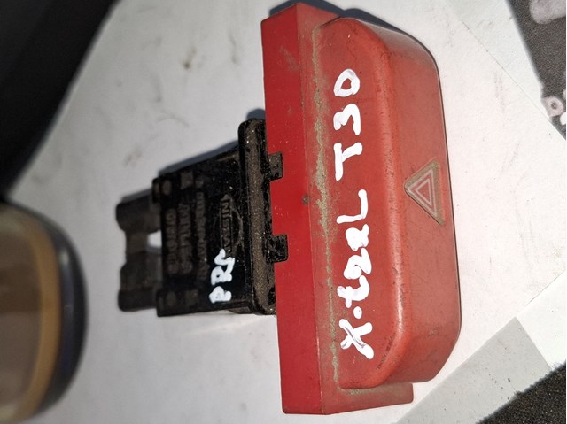 Кнопка аварійки 252908H300 NISSAN