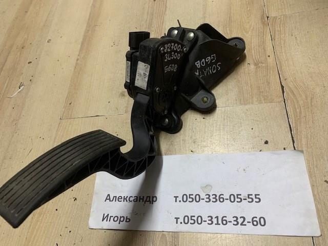 Педаль акселератора 327003L300 HYUNDAI