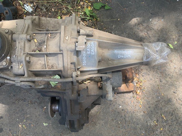 Коробка роздавальна 33100EA301 NISSAN