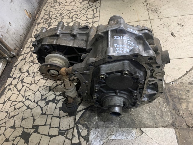 Демультиплікатор коробки передач 33100G2313 NISSAN