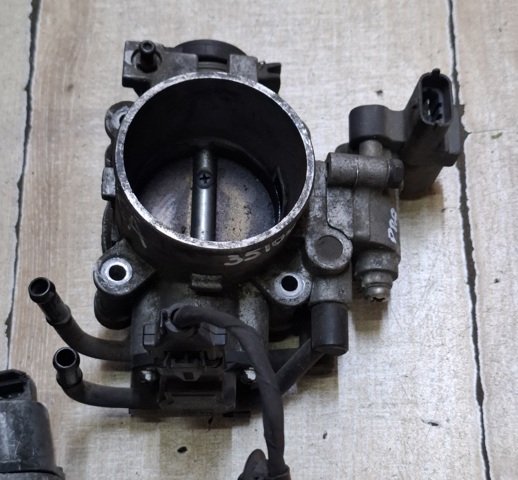 Заслінка повітряна 3510025100 HYUNDAI