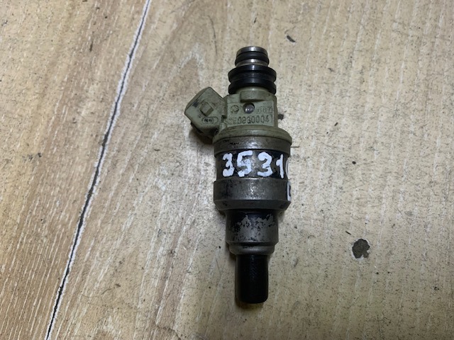 Форсунка паливна 3531033150 HYUNDAI