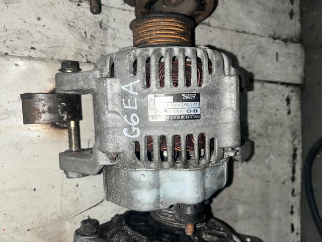 Авто генератор 373003E100 HYUNDAI