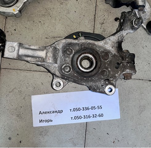 Вісь передня і поворотні кулаки 40014JA00A NISSAN