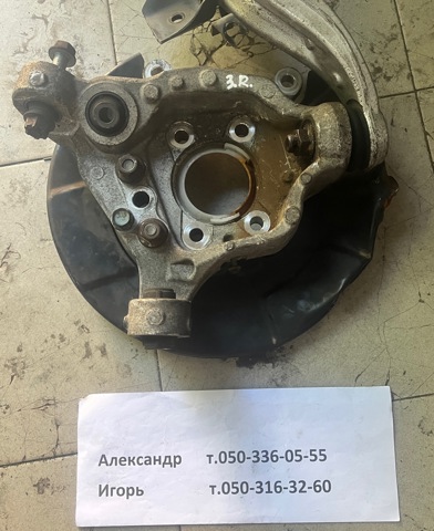 Цапфа - поворотний кулак заднім виходом, 430181AA0A NISSAN