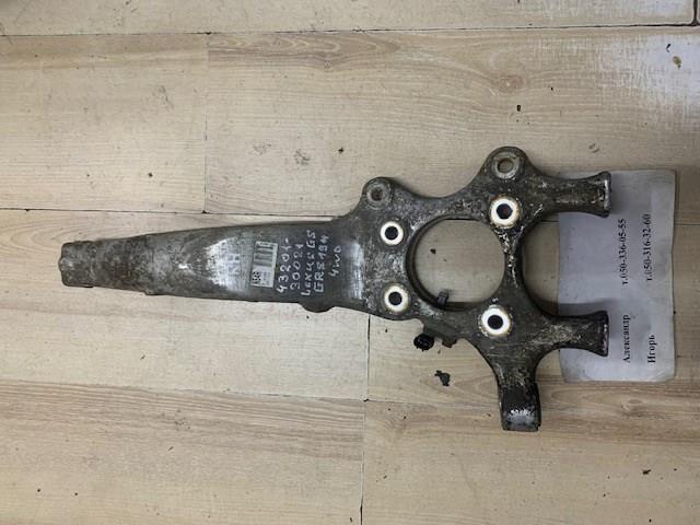 Цапфа поворотна права 4320130021 TOYOTA
