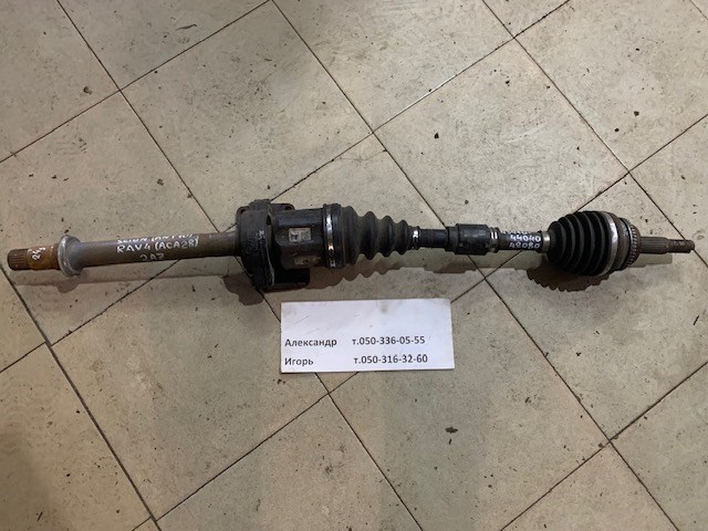 Привід правий 4341044040 TOYOTA