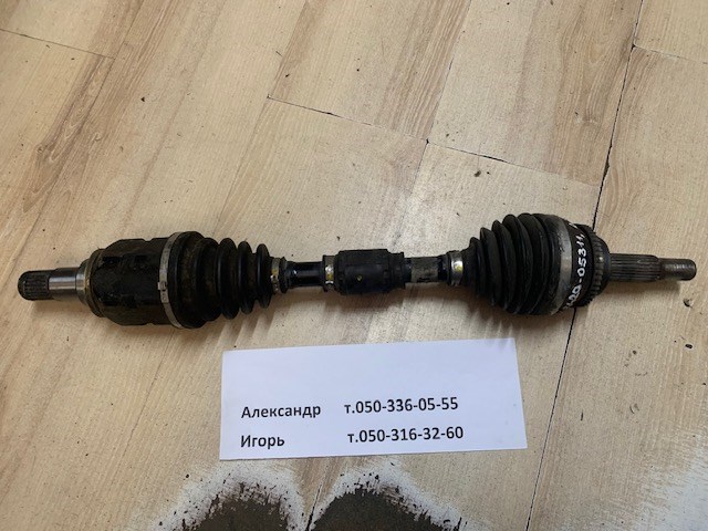 Привід передній лівий 4342005311 TOYOTA