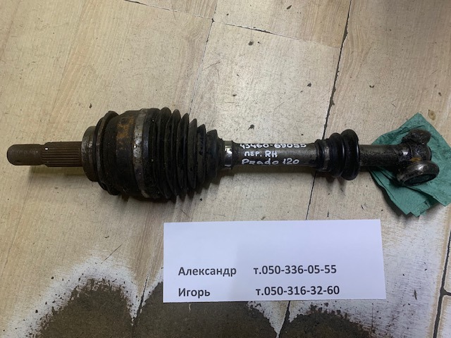 Привід правий 4346069055 TOYOTA