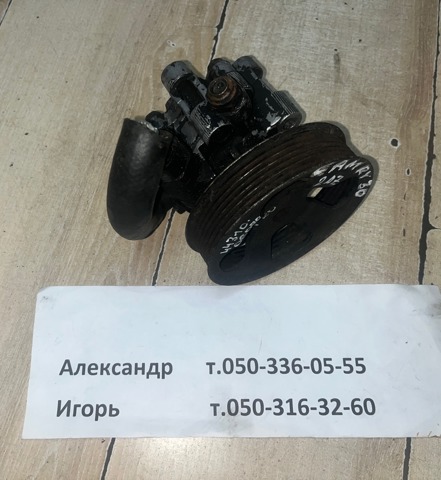 Насос гідропідсилювача механізму кермового управління 4431006070 TOYOTA