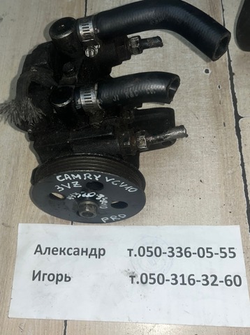 Насос рульового механізму 4432033010 TOYOTA