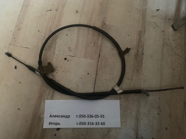 Трос ручного гальма задній, лівий 4643005010 TOYOTA