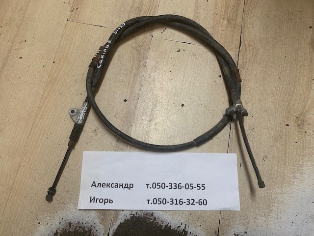 Трос стоянкового гальма задній лівий 4643020361 TOYOTA