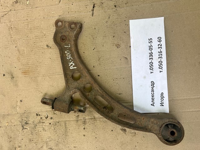 Важіль передній лівий 4806948010 TOYOTA