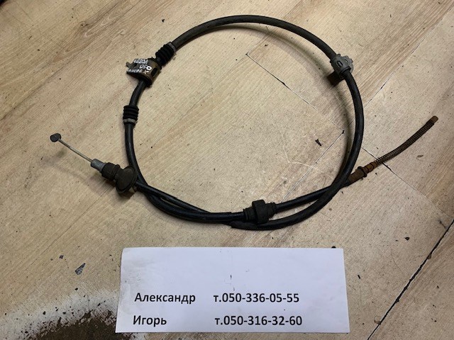 Трос ручного гальма задній, правий 4820A050 MITSUBISHI