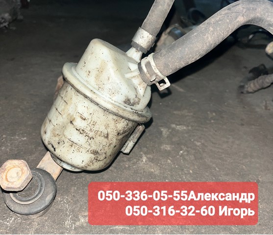 Бачок гідропідсилювача 49180EA000 NISSAN