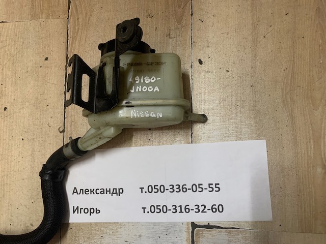 Бачок насосу гідропідсилювача керма 49180JN00A NISSAN
