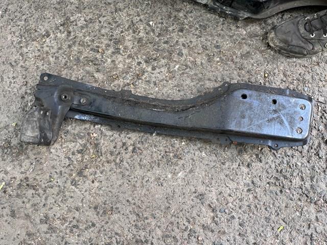 Балка кріплення двигуна 5120412150 TOYOTA