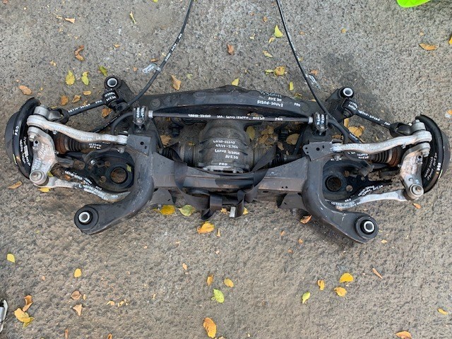 Підрамник задній 5120630142 TOYOTA