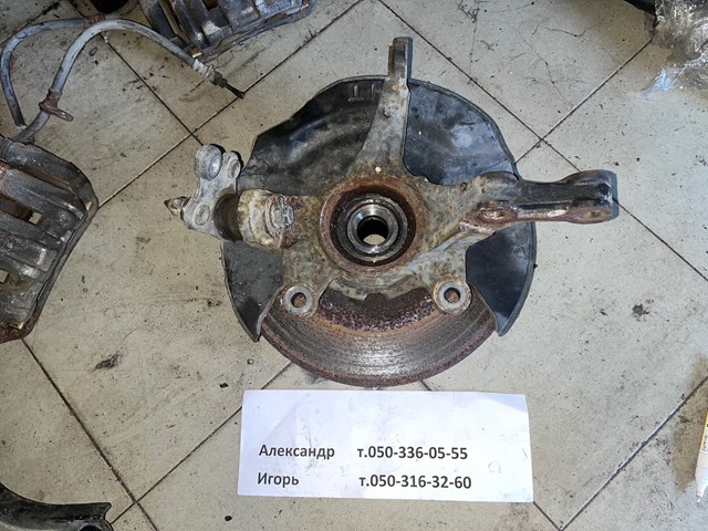 Вісь передня і поворотні кулаки 51211SWAA00 HONDA