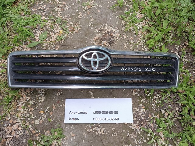 Решітка радіатора 5310005060 TOYOTA