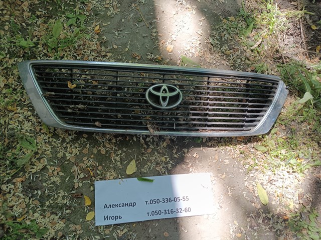 Решітка радіатора 53100AC010 TOYOTA