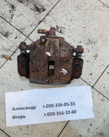 Супорт гальмівний, передній, правий 581300Z000 HYUNDAI