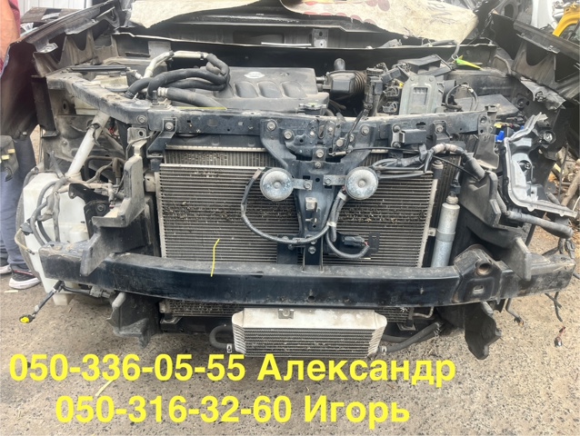 Рамка радіатора нижня 62530JG30A NISSAN