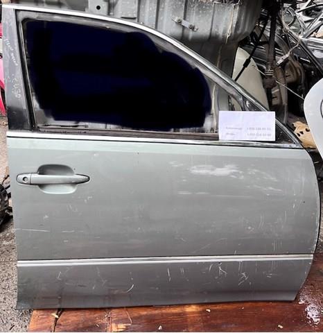 Дверка передня права 6700150040 TOYOTA