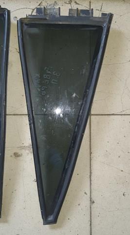 Скло кутове дверей задніх 6812342100 TOYOTA