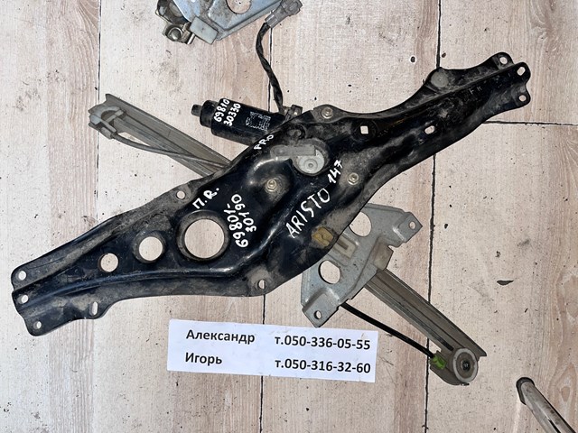 Механізм склопідіймача дверей передніх, правих 6981005030 TOYOTA