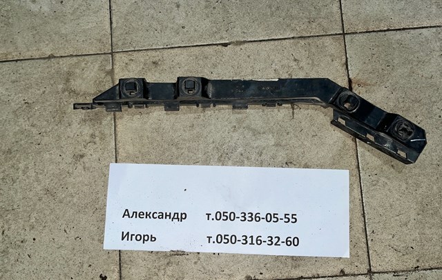 Напрямна переднього бампера, права 71193STXA00 HONDA