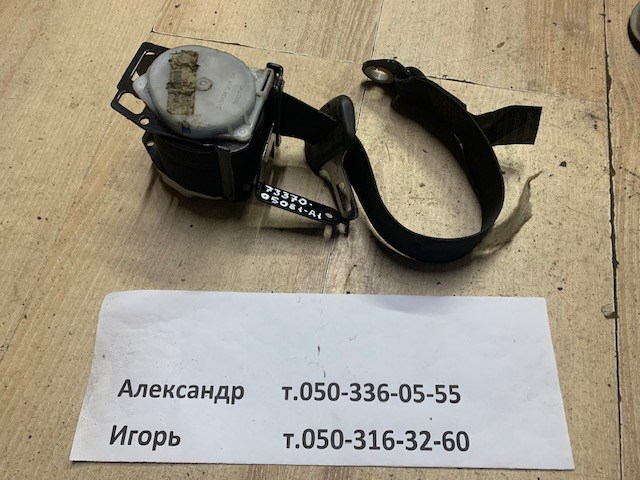 Пасок безпеки задній лівий 7337005081 TOYOTA