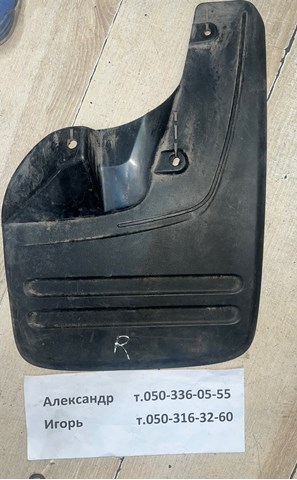 Бризковики передній, правий 766210K030 TOYOTA