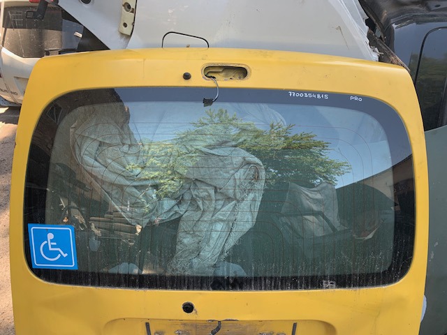 Вікно двері задка 7700354815 NISSAN