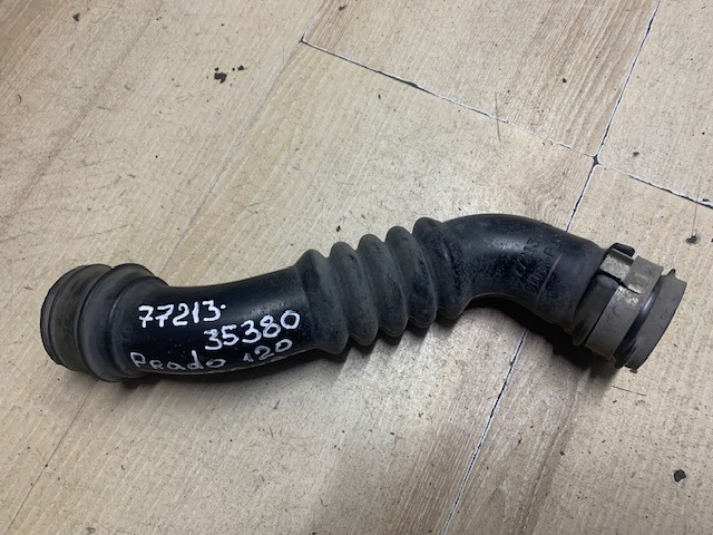 Нижня гнучка вставка паливозаливної горловини 7721335380 TOYOTA