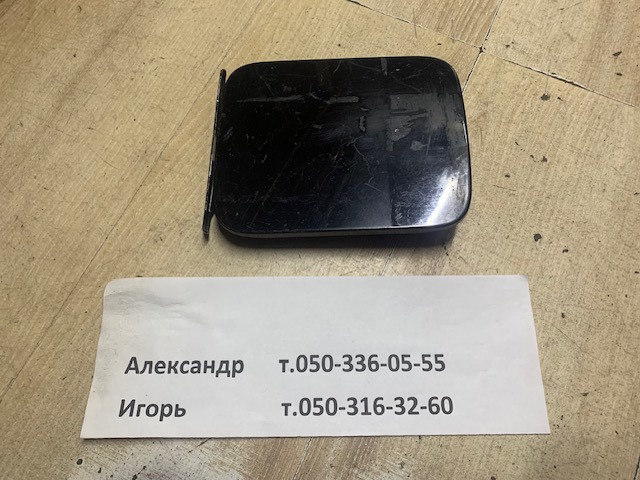 Лючок (дверцята) бензобака Nissan Almera CLASSIC