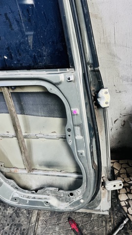 Петля заднтої двері, лівої 793502B000 HYUNDAI