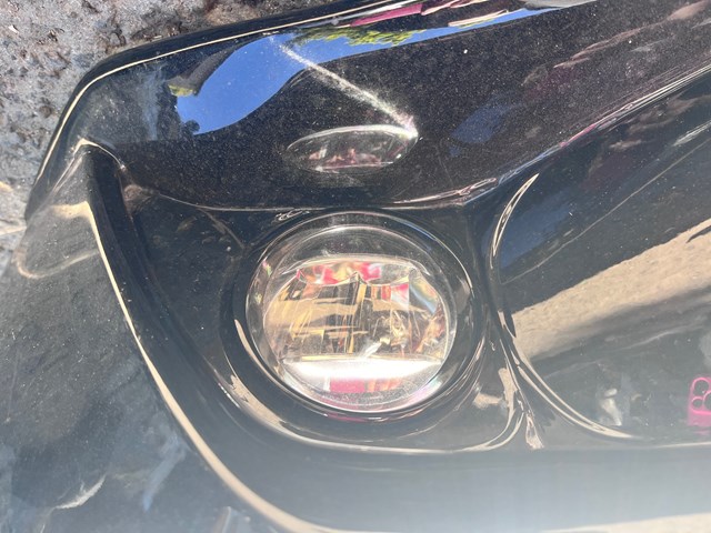 Фара протитуманна, ліва 8122048050 TOYOTA