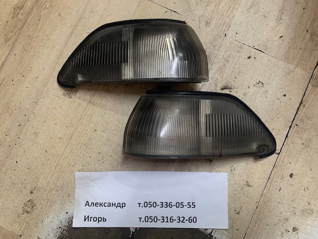 Габарит передній правий 8161120310 TOYOTA